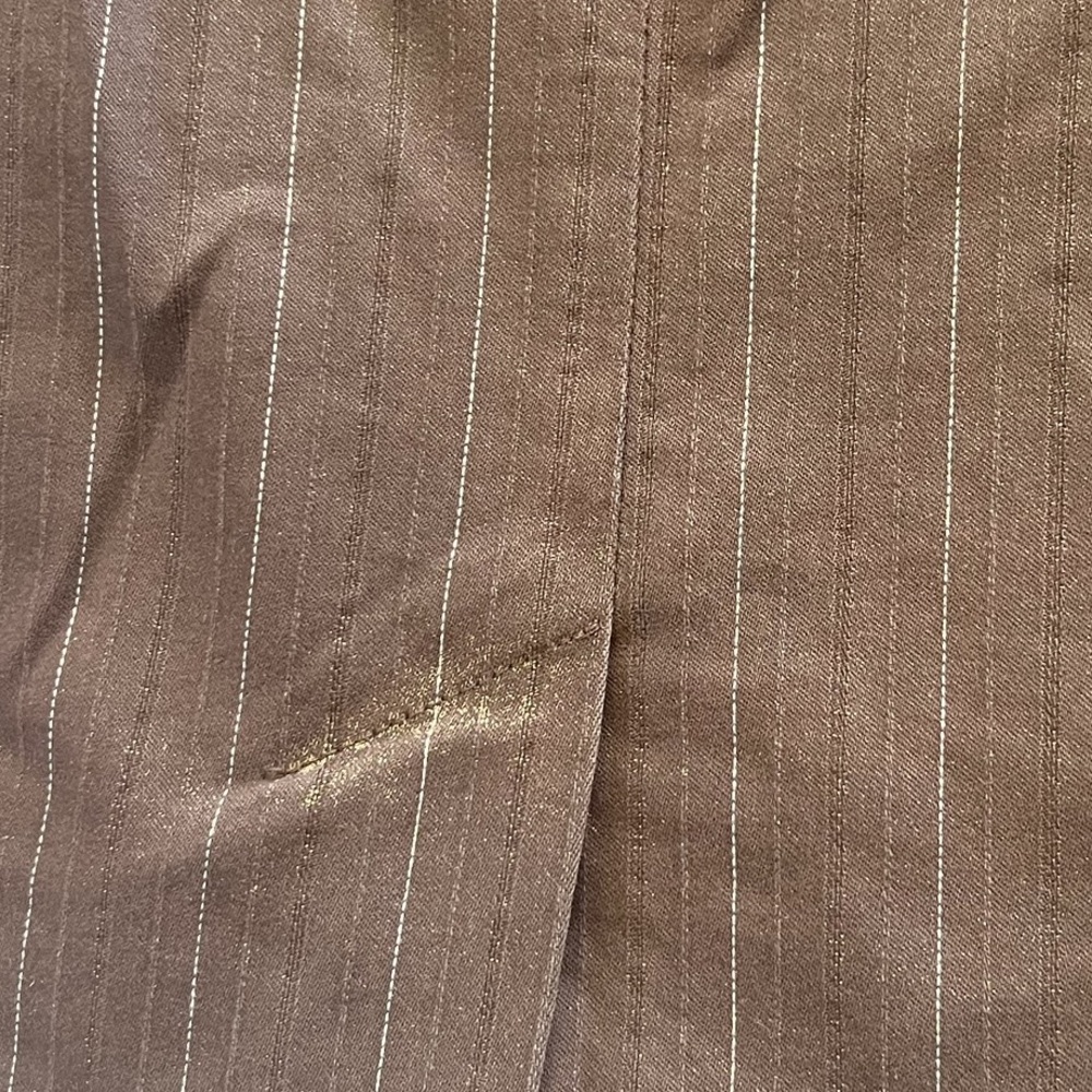 CUE | Wrap Skirt Pinstripe Brown 10 - Picture 6 of 10